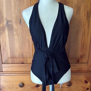 Cupshe Black Plunge One-Piece Swimsuit
